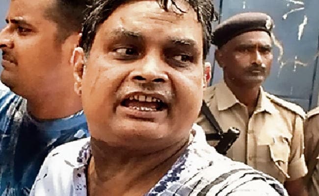 मुजफ्फरपुर बालिका गृहकांड : हत्या के आरोप में भी घिर सकता है ब्रजेश, पानी टंकी से बरामद बाल व चूड़ी की जांच से खुलेंगे राज