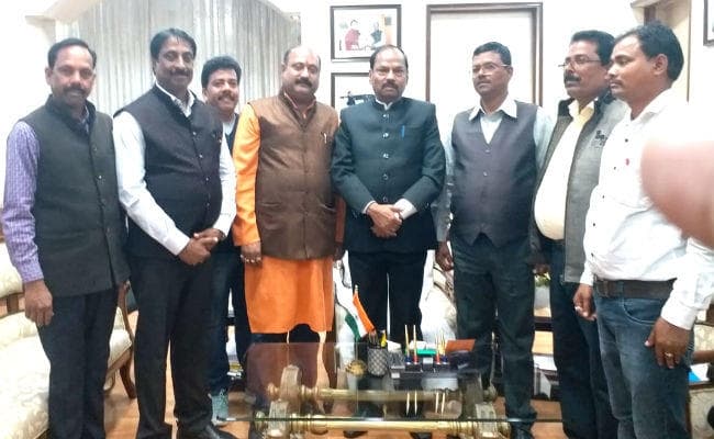 विभिन्‍न समाज के लोगों ने रांची में मुख्यमंत्री से मिलकर अपनी बातें रखी