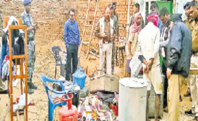 देवघर : विनोद वाजपेयी हत्याकांड : 72 घंटे के अंदर ही आरोपी केशव के घर कुर्की-जब्ती