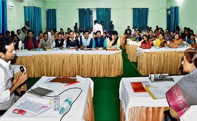 पटना : पीक फेंकी तो 300 रुपये का लगेगा जुर्माना