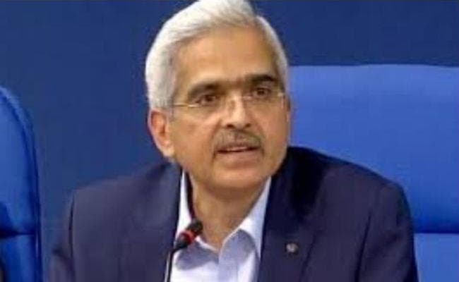 शक्तिकांत दास ने RBI गवर्नर का पद संभाला, ट्‌वीट किया शुभकामनाओं के लिए धन्यवाद