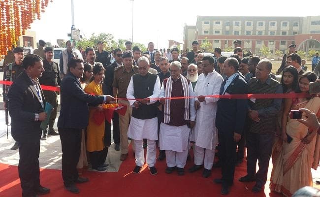 डाॅ. अबुल कलाम कृषि महाविद्यालय के प्रशासनिक भवन का सीएम नीतीश ने किया उद्घाटन
