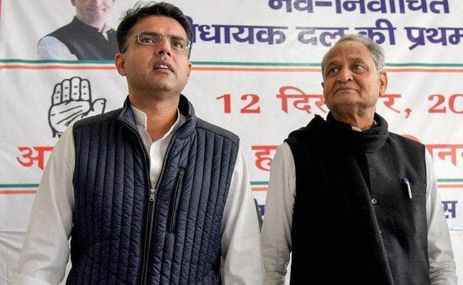 राजस्थान : कांग्रेस ने सरकार बनाने का दावा पेश किया, CM के नाम की घोषणा गुरुवार को