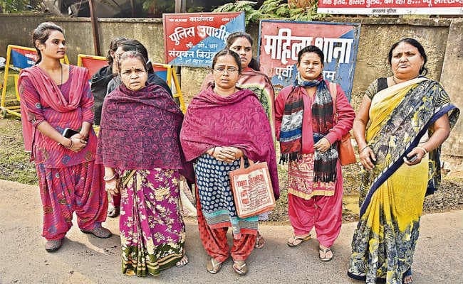 जमशेदपुर : पत्नी से तंग आ पति ने दी जान अब सास से मांग रही मेंटेनेंस