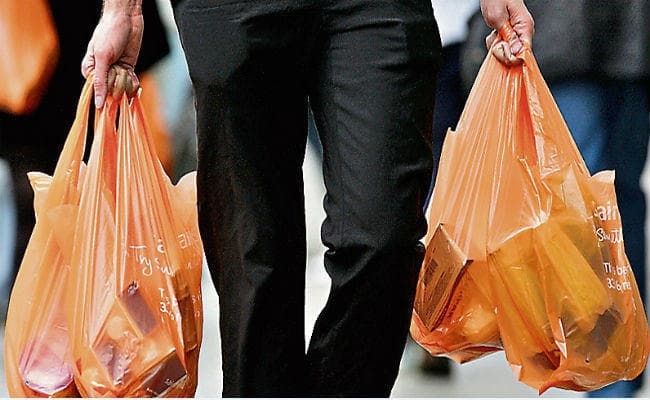 पटना : कल से प्लास्टिक कैरी बैग पर प्रतिबंध, छापेमारी की तैयारी, सख्ती से होगी कार्रवाई