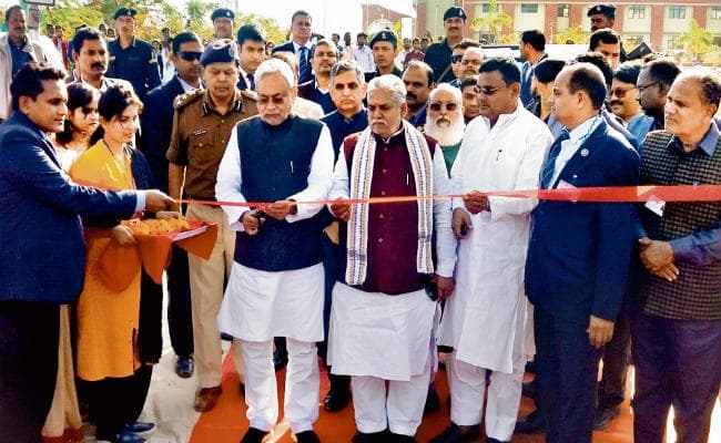 किशनगंज : डॉ कलाम कृषि कॉलेज भवन का सीएम ने किया उद्घाटन