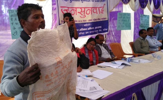 मनिका में जनसुनवाई में सामने आया सच, आदिम जनजाति समुदाय के लोग सरकारी सुविधाओं से वंचित