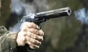 पानागढ़ : दो गुटों में संघर्ष, जमकर चली गोली व बम, तीन जख्मी