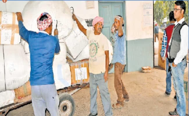 धनबाद : नयी दिल्ली बंगाल संपर्क क्रांति की धनबाद व सियालदह में विजिलेंस का छापा, पार्सल में गड़बड़ी