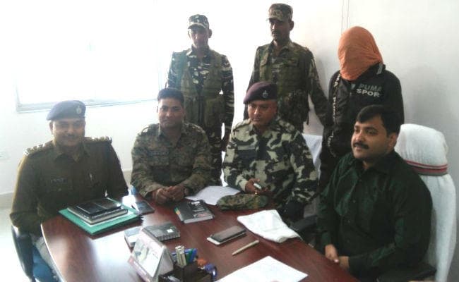 पलामू : पांच लाख का इनामी सब जोनल कमांडर मुखदेव यादव गिरफ्तार