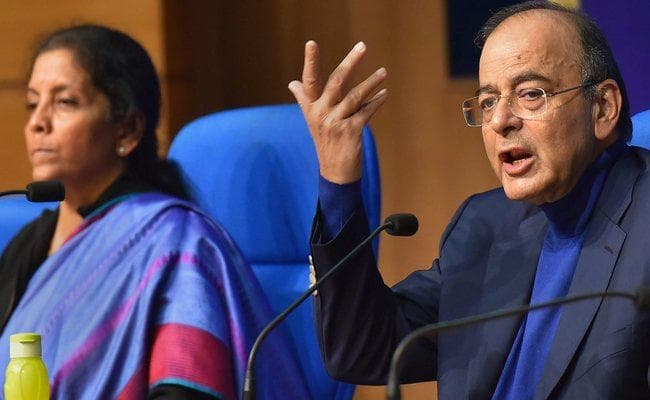 राफेल को लेकर कहानी गढ़ी गयी, देश की सुरक्षा को जोखिम में डाला गया : जेटली