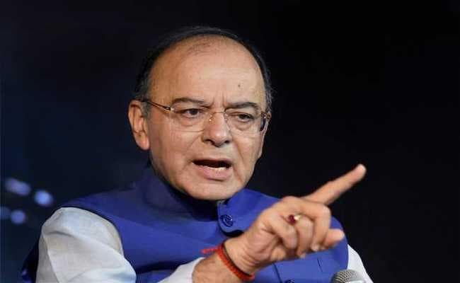 वित्त मंत्री अरुण जेटली का दावा : वित्त वर्ष 2018 में 3.3 फीसदी राजकोषीय घाटे के लक्ष्य पर कायम रहेगी सरकार