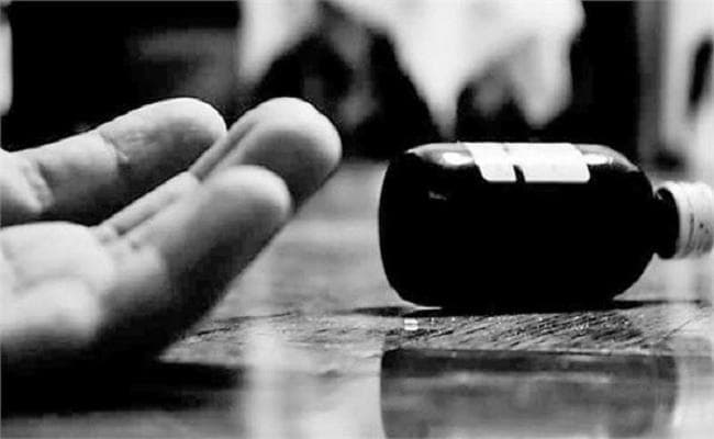 प्रेमी संग मिलकर पत्नी ने पति को पिलाया जहर, मौत
