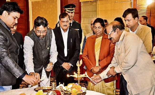 राज्यपाल ने गोशाला संचालकों को किया संबोधित, कहा- आयुष्मान भारत की तर्ज पर गोमाता का भी होगा इलाज