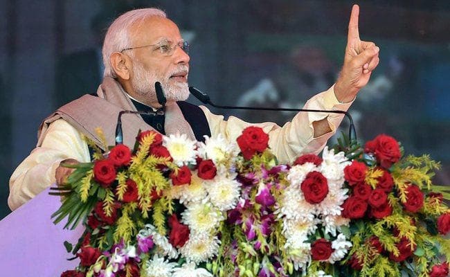 राफेल को लेकर कांग्रेस पर बरसे मोदी, जजों को डराने-धमकाने का लगाया आरोप