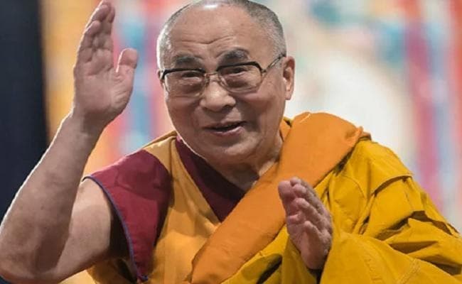 23 दिवसीय प्रवास पर दलाई लामा बोधगया पहुंचे