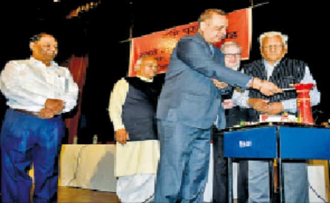 कोलकाता : खबरपालिका जब मरती है, धराशायी हो जाता है लोकतंत्र : वेदप्रताप वैदिक