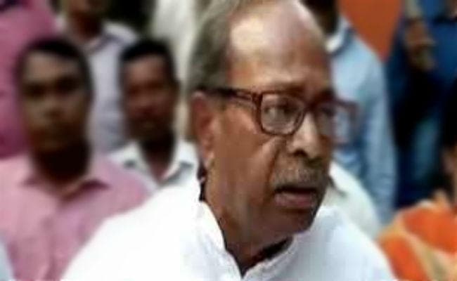 बरवाअड्डा : कंचन दास की मौत से नाराज पारा शिक्षकों ने धनबाद में विधायक फूलचंद को चार घंटे तक रोके रखा