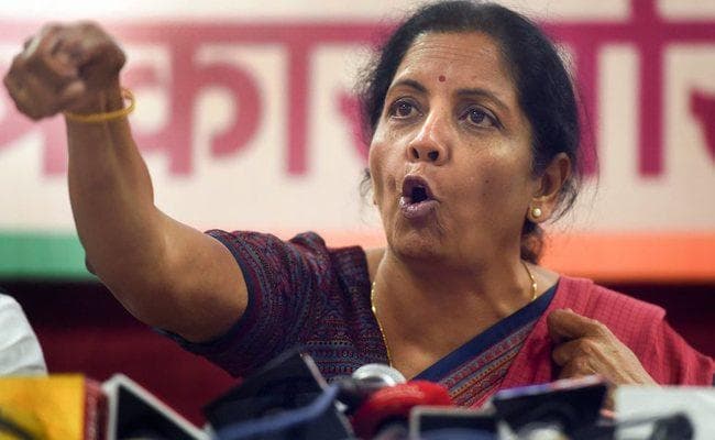 राफेल की कीमत पर कांग्रेस जानबूझ कर लोगों को गुमराह कर रही : सीतारमण