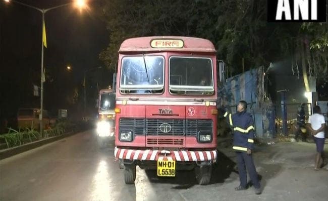 मुंबई के अस्पताल में आग, पांच महीने की बच्ची सहित आठ की मौत