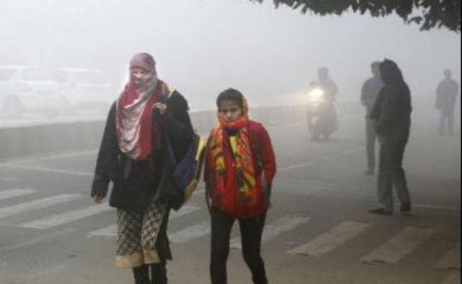 सुबह हल्की बारिश से ठंड और बढ़ने की संभावना, दोपहर बाद मौसम हुआ साफ