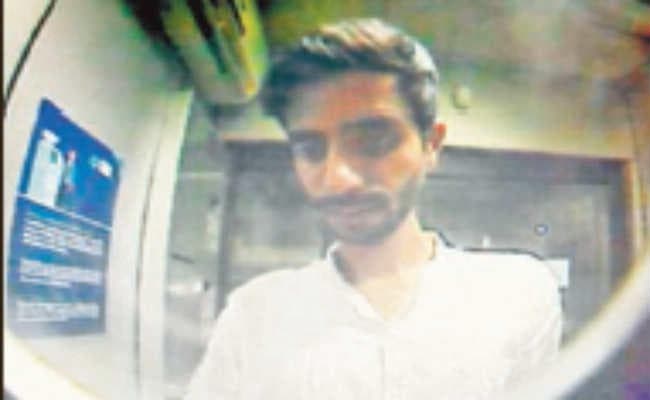 कोलकाता  :  एटीएम में महिलाओं को बनाते थे टार्गेट, बिहार से दो गिरफ्तार