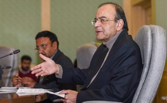 वित्त मंत्री अरुण जेटली ने कहा – सरकार बैंकों में डालेगी 83 हजार करोड़ रुपये की पूंजी