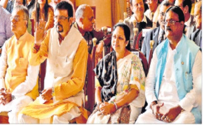 मंत्रिमंडल का विस्तार चार नये चेहरे शामिल