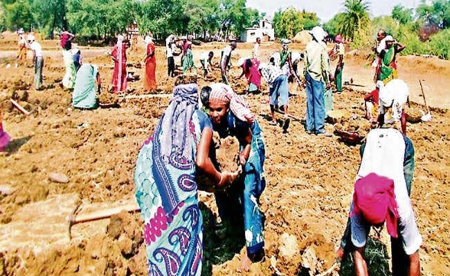 रांची : मनरेगाकर्मियों पर हुई कार्रवाई, तीन प्रखंड कार्यक्रम पदाधिकारी सेवा मुक्त
