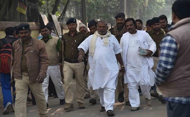 नाबालिग दुष्कर्म मामला : राजद से निलंबित विधायक राजबल्लभ को आजीवन कारावास की सजा