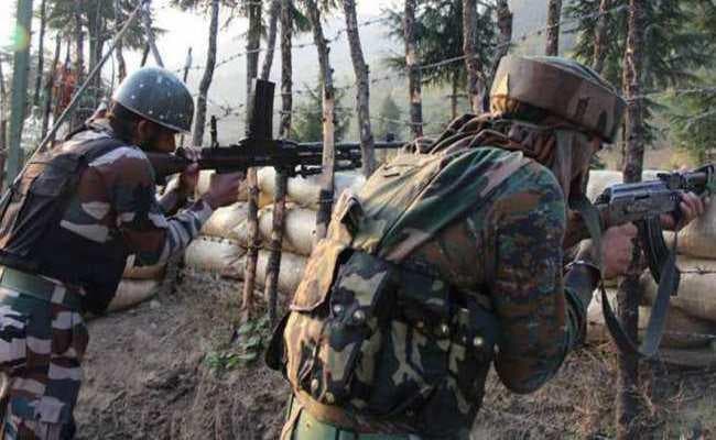 LOC पर पाकिस्तान की गोलीबारी में दो सैन्य अधिकारी शहीद
