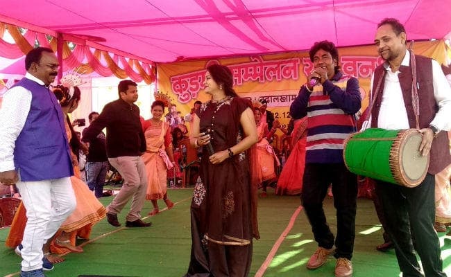 खरसावां : कुड़मी समाज के सम्मेलन में जुटे झारखंड, बंगाल व ओड़िशा के लोग, विधायक साधु-विद्युत भी हुए शामिल
