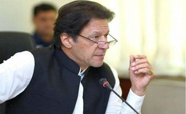 इमरान खान ने भारत पर कसा तंज, मोदी को दिखाएंगे कि अल्पसंख्यकों से कैसे करते हैं व्यवहार