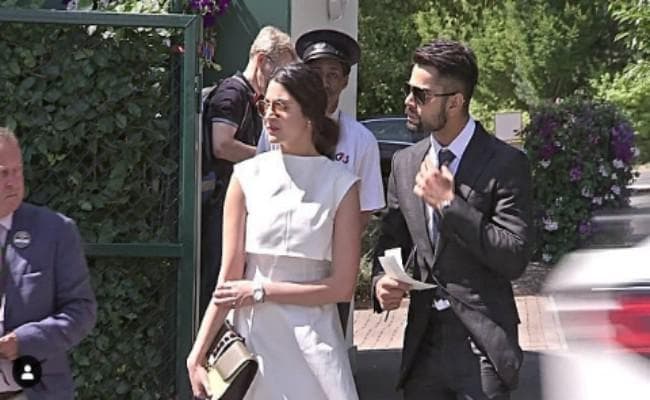 बीवी अनुष्का की मूवी ‘ZERO’ देखने सिनेमा हॉल पहुंचे विराट कोहली