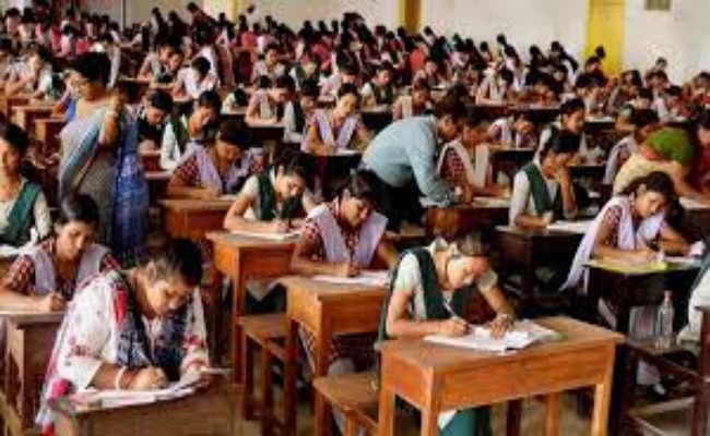 जमशेदपुर  : मैट्रिक के लिए 70, तो इंटर के लिए बनेंगे 28 केंद्र, 54,000 परीक्षार्थी होंगे शामिल