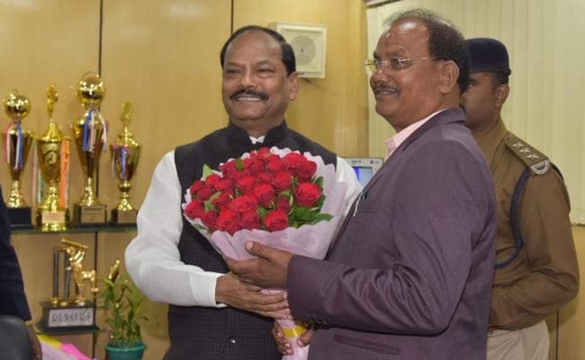 झारखंड विधानसभा : हंगामे की भेंट चढ़ा शीत सत्र का पहला दिन, 1117 करोड़ का अनुपूरक बजट पेश