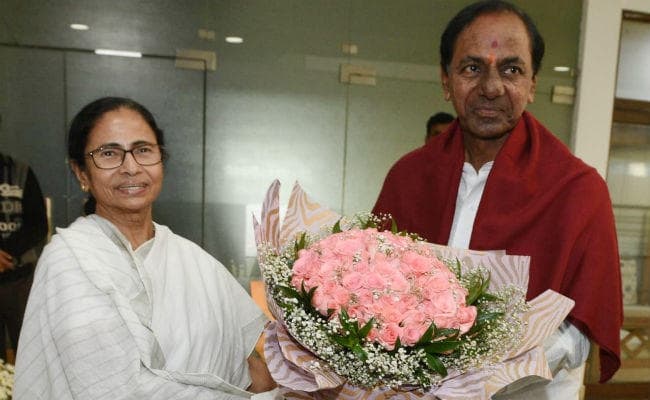 तेलंगाना के CM चंद्रशेखर की ममता से मुलाकात, तीसरे मोर्चे के गठन की वकालत की