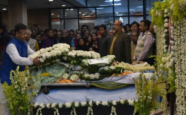 प्रसिद्ध शास्त्रीय संगीत गायक द्विजेन मुखर्जी का निधन, राजकीय सम्‍मान के साथ अंतिम संस्‍कार