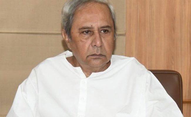 पटनायक ने सांसदों और विधायकों से कहा - एक माह का वेतन पार्टी कोष में दान करें