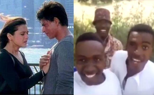 नाइजीरियन लड़कों ने गाया शाहरुख खान का ये फेमस गाना, VIDEO हुआ वायरल