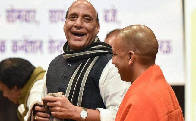 लखनऊ स्थित लोकभवन में लगेगी अटलजी की 25 फुट ऊंची प्रतिमा