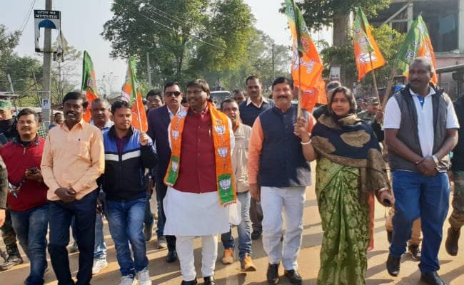 कुचाई से शुरू हुई भाजपा की पदयात्रा सह संपर्क सदस्यता अभियान, अर्जुन मुंडा हुए शामिल