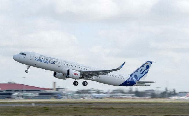 शनिवार को ए321 नियो विमानों को अपने बेड़े में शामिल करेगी इंडिगो