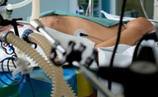 देवघर : चार पारा शिक्षक की हालत बिगड़ी, एक आइसीयू में भर्ती