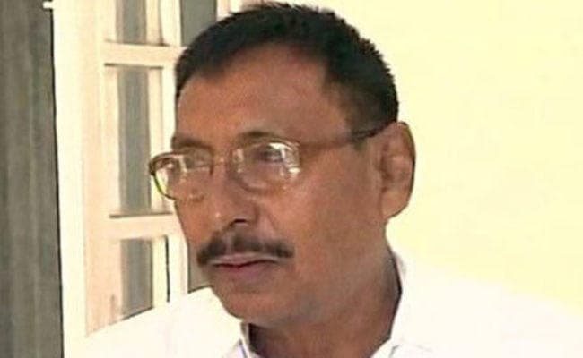 केंद्रीय मंत्री गोहेन के खिलाफ रेप के मामले में समन जारी