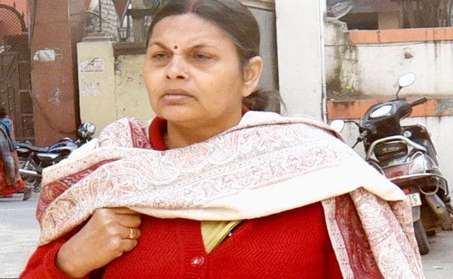 मुजफ्फरपुर बालिका गृहकांड : ED ने ब्रजेश ठाकुर की पत्नी से सात घंटे तक की पूछताछ, सवालों का जवाब देने से बचती रहीं आशा कुमारी