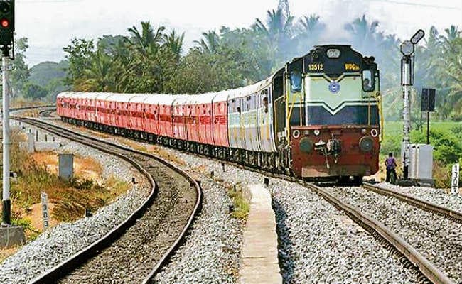 पटना : नॉन इंटरलॉकिंग काम से दो जोड़ी ट्रेनें रद्द, 14 का रूट बदला, 13 जनवरी तक काम होगा पूरा