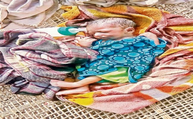 जमशेदपुर :   न अस्पताल ले गया, न कोई देखने आया, पहले सीता मरी, 20 दिन बाद नवजात की भी गयी जान