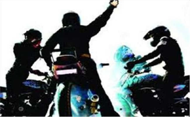 बाइक धीरे चलाने कहा तो मार दी गोली, एक की मौत, दूसरा गंभीर