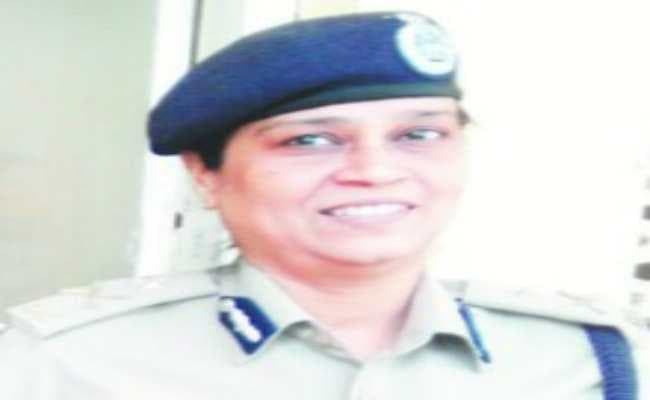 झारखंड : आईपीएस अधिकारी तदाशा मिश्रा के बेटे ने खुद को मारी गोली, मौत